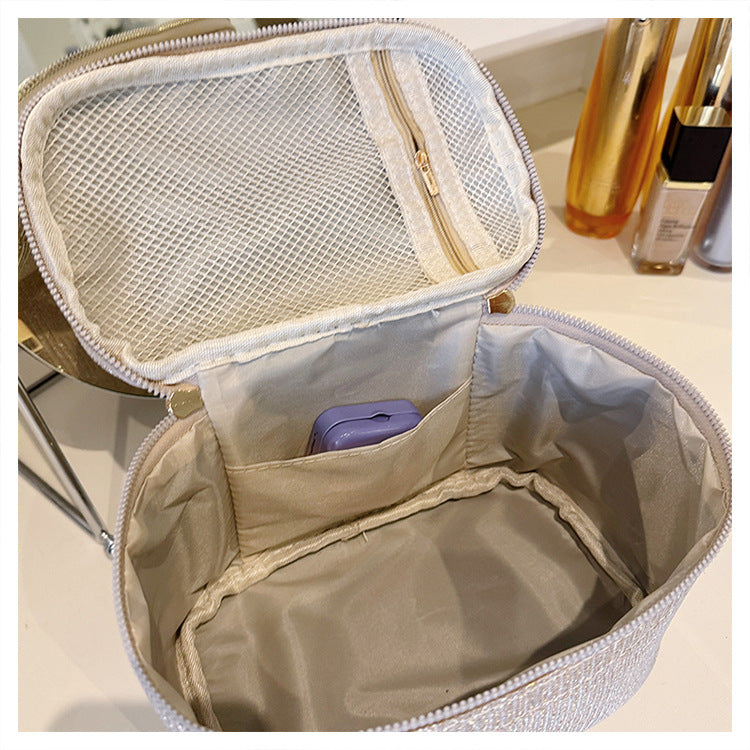 Stylish, Large-Capacity Makeup Bag