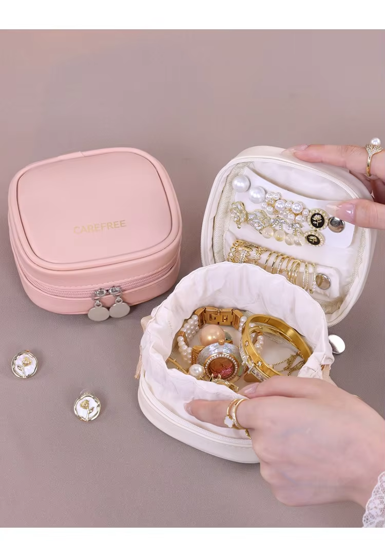 Leather Earrings Rings Necklaces Travel Jewelry Boxes Square Style PU Leather Portable Jewelry Storage case