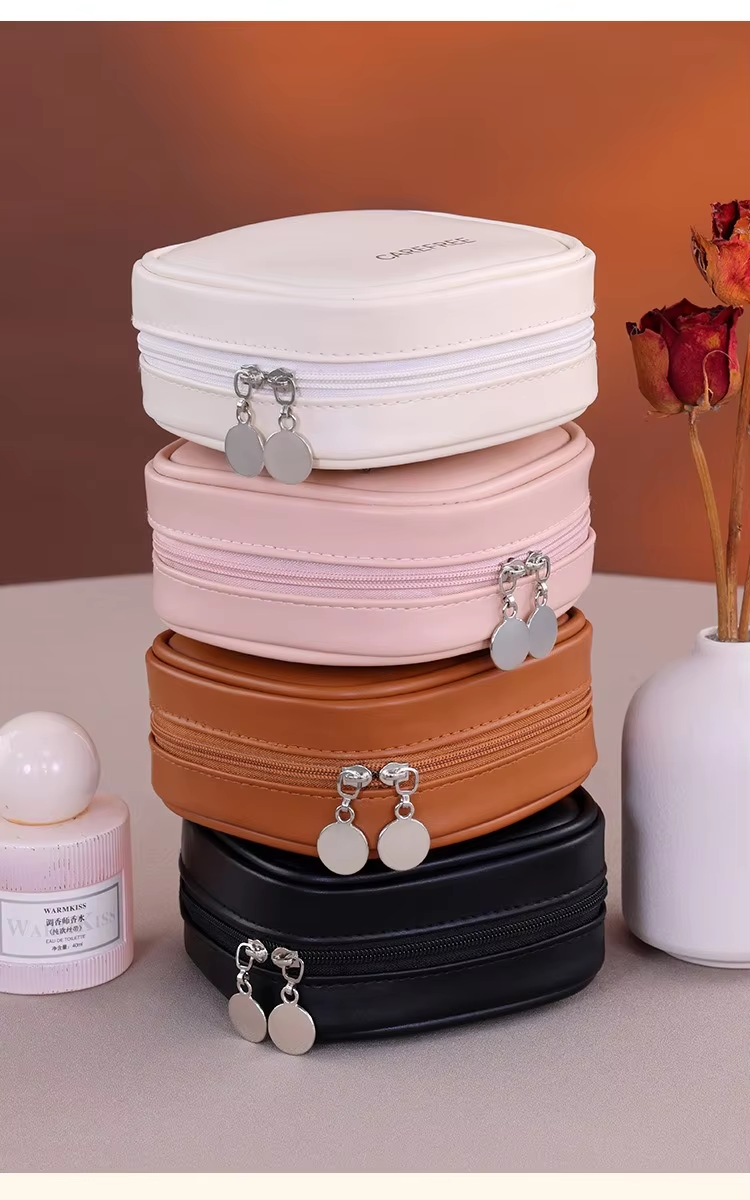 Leather Earrings Rings Necklaces Travel Jewelry Boxes Square Style PU Leather Portable Jewelry Storage case