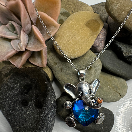 Elephant Love Hug Valentine's Necklace For Woman