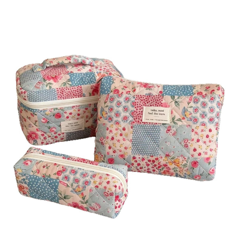 Woman Floral Quilted Makeup Bag