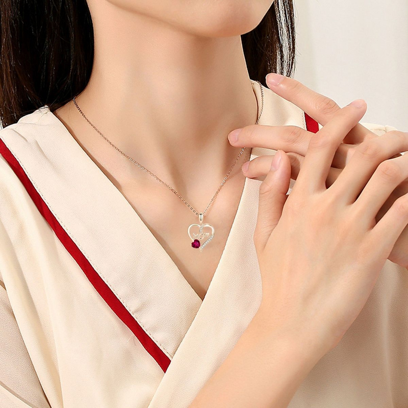 Fashion Mother's Day Necklace Woman Mom Heart-shaped Pendant Necklace