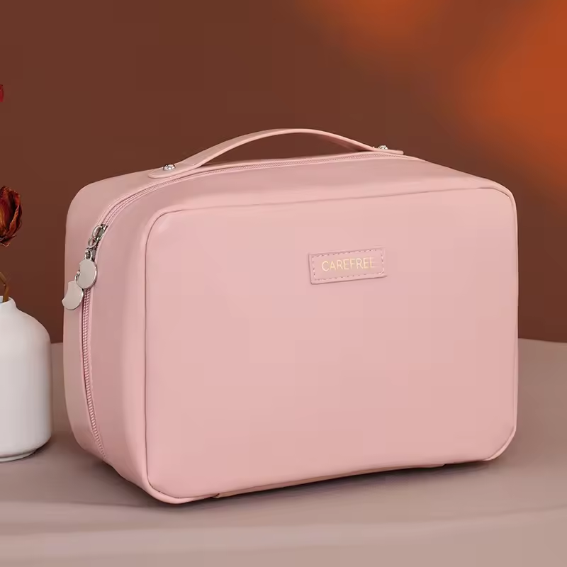 Large Capacity PU Portable Travel Makeup Storage Bag Eco-Friendly and Water Resistant Cosmetic Organizer with Fashionable Zipper