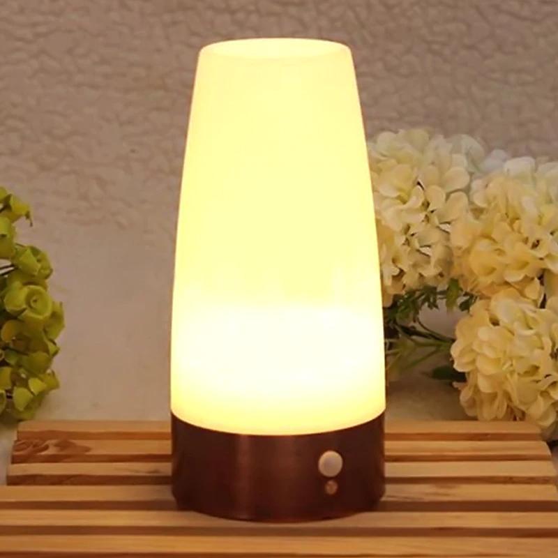LED table lamp with motion sensor