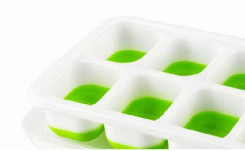 Ice Cube Mold With Cover With 14 Ice Cubes