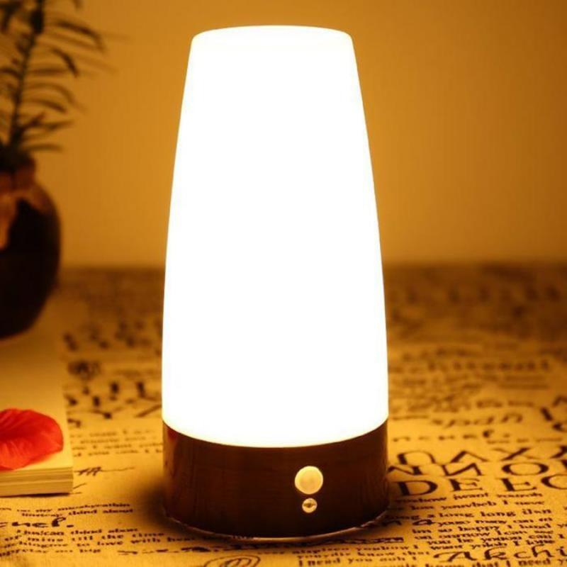 LED table lamp with motion sensor