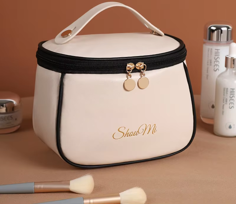 New Large Capacity Portable Cosmetic Bag Waterproof PU Makeup Storage Bag With Handle