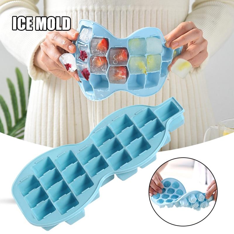 Ice cream moulds with ice cream mesh