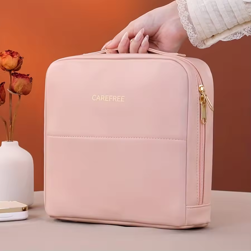 Portable PU Standing Makeup Bag Zipper Closure Letter Soft Handle Large Capacity for Professional Beauty Cosmetics Storage
