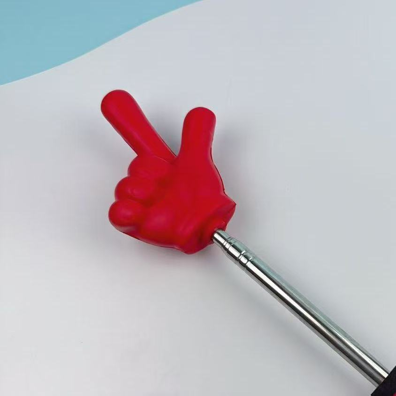 Retractable baton