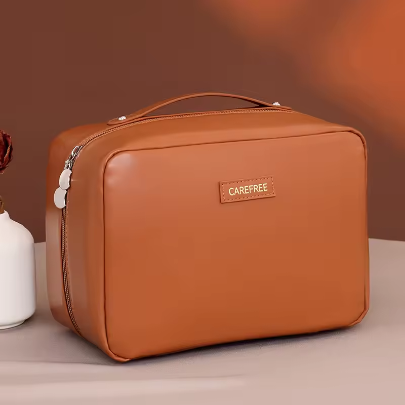 Large Capacity PU Portable Travel Makeup Storage Bag Eco-Friendly and Water Resistant Cosmetic Organizer with Fashionable Zipper