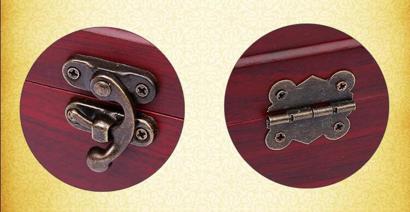 Vineyard Shaped Wine Opener -Set of Wooden / Leather Boxes