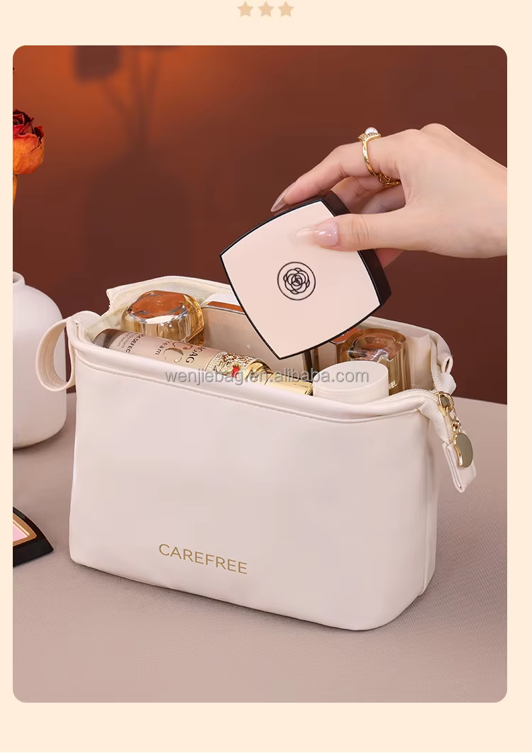 Waterproof Zipper Closure PU Material Makeup Pouch for Woman Spill Proof Interior Organizer Portable for Bag for Commute