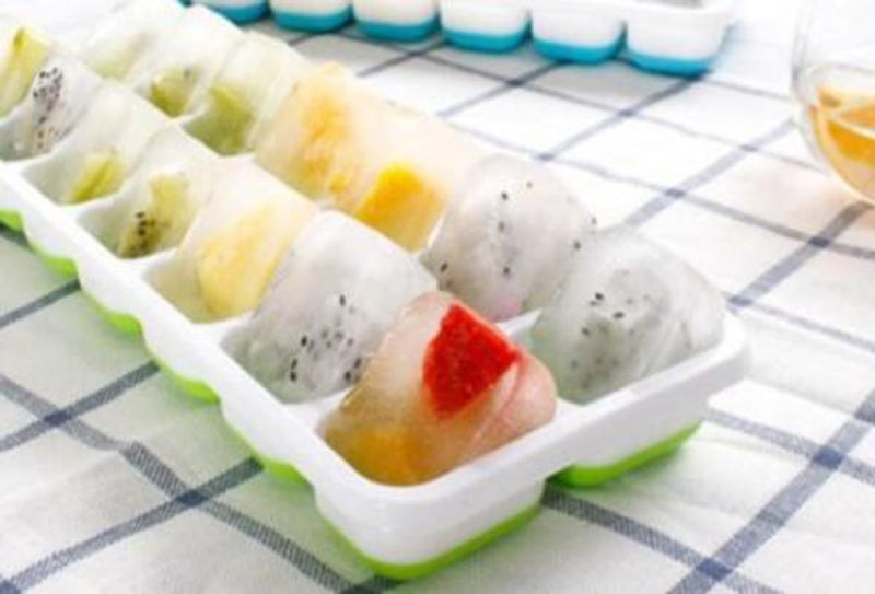 Ice Cube Mold With Cover With 14 Ice Cubes