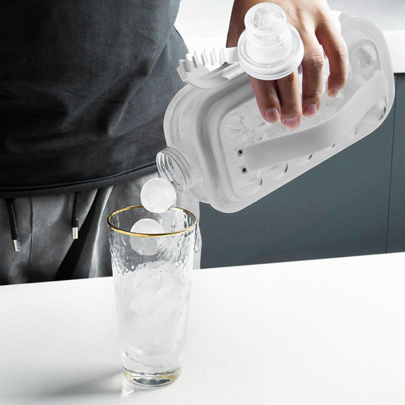 Whisky Ice Cube shaper
