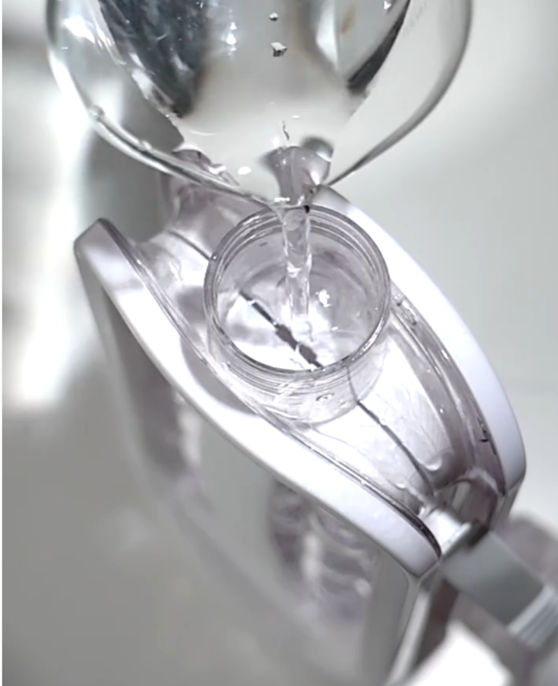 Cube Ice Cutter 2 In1 Portable Ice Kettle