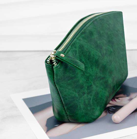 Makeup Bag New Retro Crazy Horse PU Waterproof Zipper