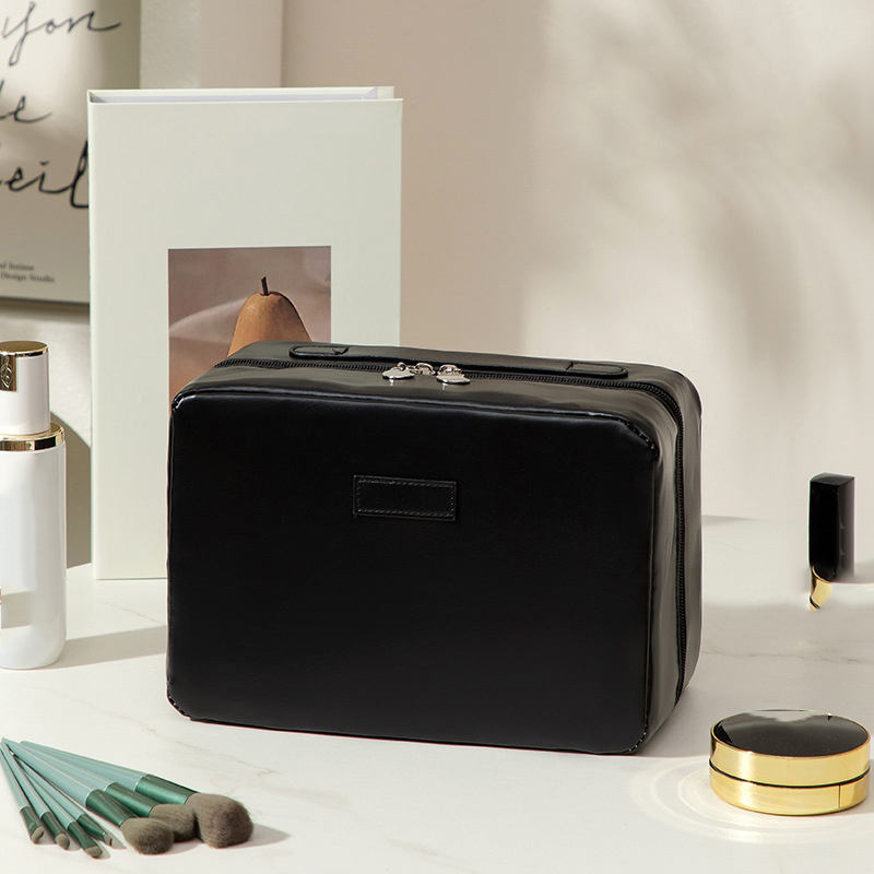 Hot Selling Luxury PU Material Travel Makeup Bag Waterproof
