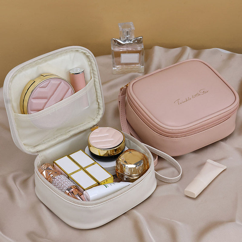 Portable Pocket Red Envelope Sanitary Napkin Bag PU Material Zipper Closure Sundry Digital Pattern Convenient Carry-on Storage