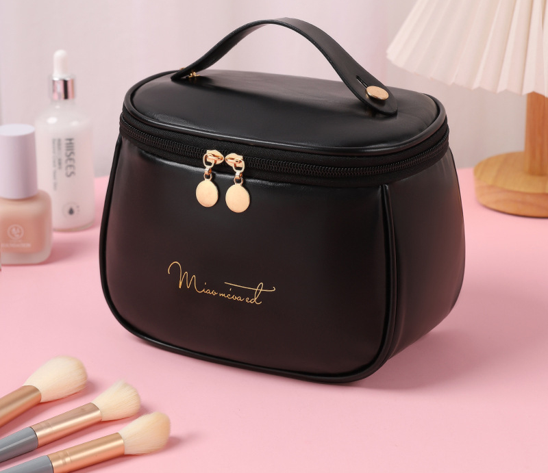 New Large Capacity Portable Cosmetic Bag Waterproof PU Makeup Storage Bag With Handle
