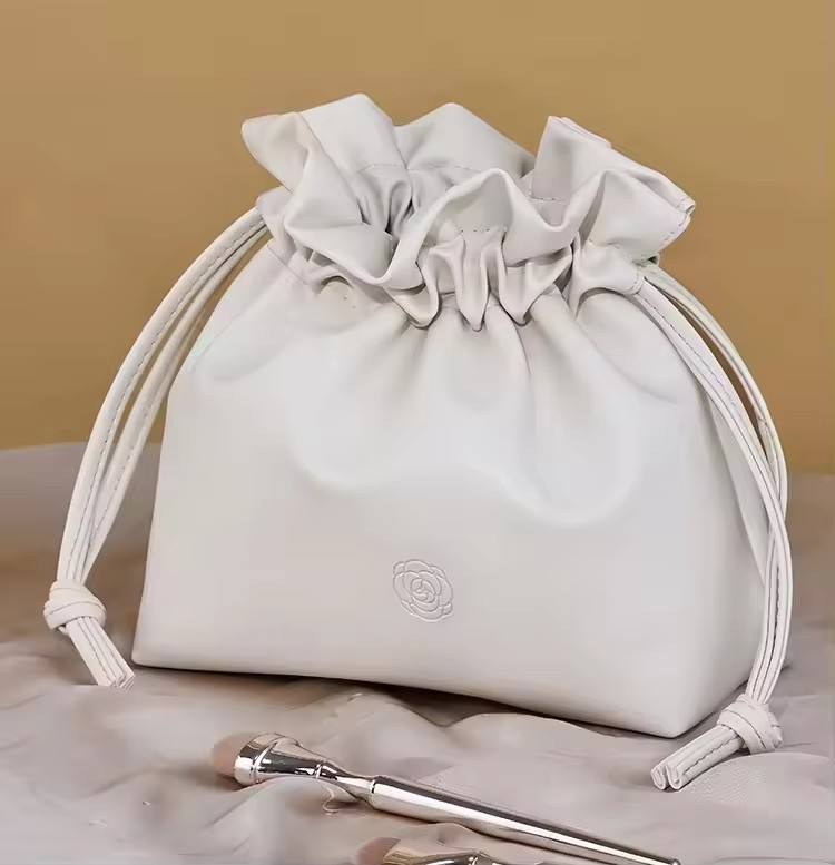 Elegant Soft PU Leather Drawstring Cosmetic Bag Portable Waterproof Makeup Pouch for Woman Travel Toiletry Organizer