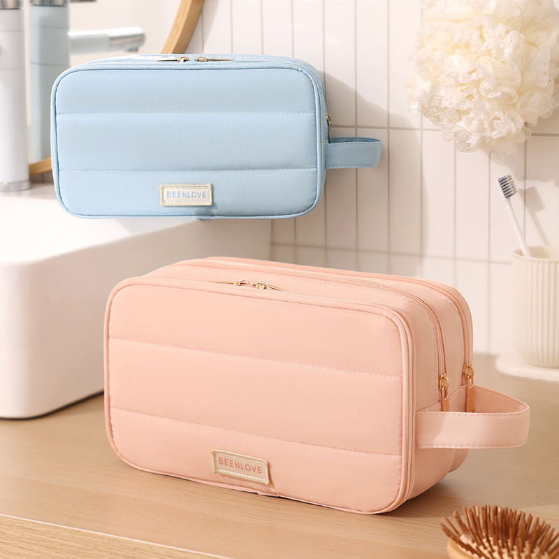 Easy Carry Durable Waterproof Storage Toiletry Makeup Bag