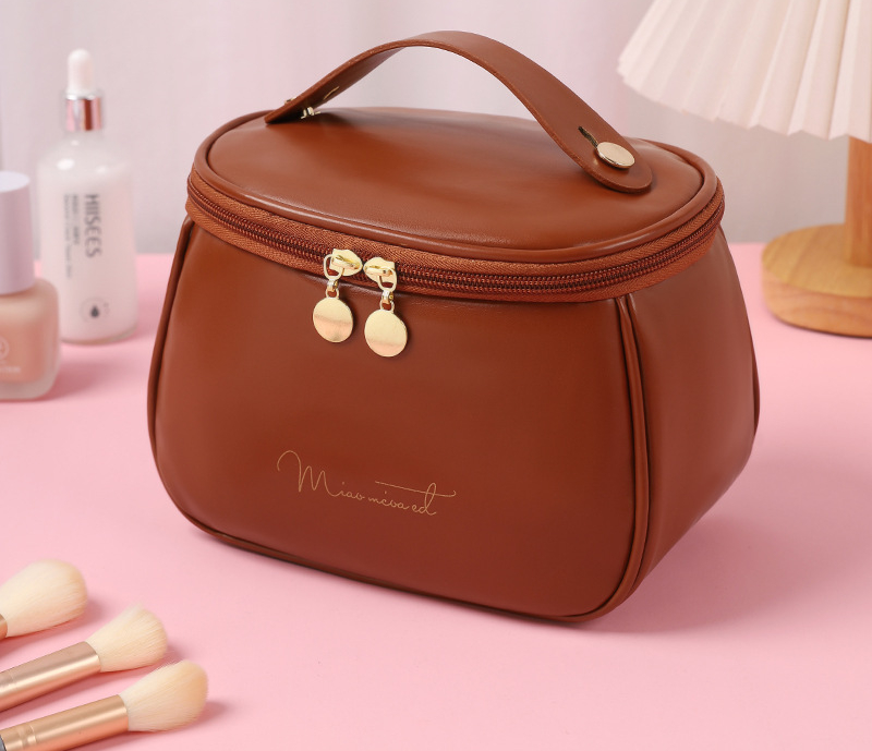 New Large Capacity Portable Cosmetic Bag Waterproof PU Makeup Storage Bag With Handle