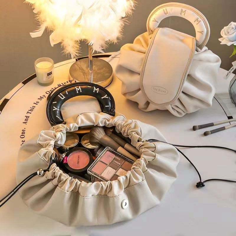 Woman Portable Makeup Organizer Bag Drawstring Large Capacity Cosmetic Storage Pouch for Daily Use Multipurpose Storage Bags