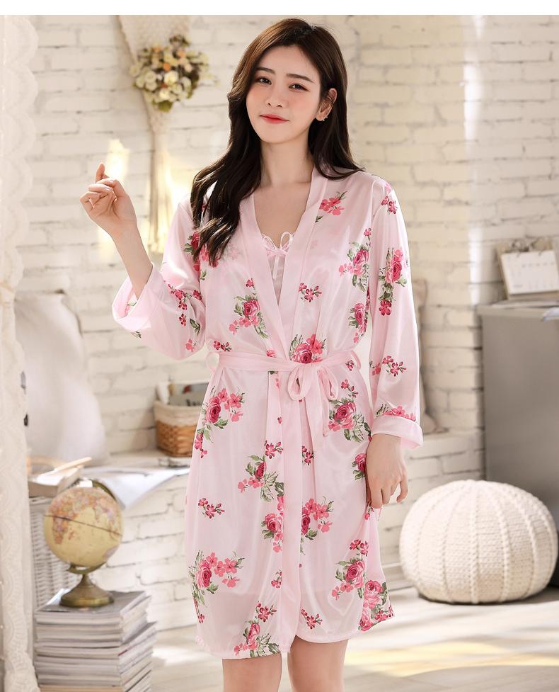Woman Ice Silk Sleepwear Two-Piece Set with Straps, Underwire, and Bust Pads