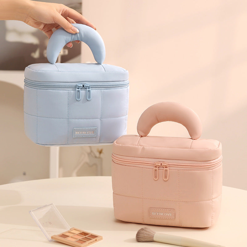 New Design Lightweight Soft Cute Makeup Cosmetics Pouch