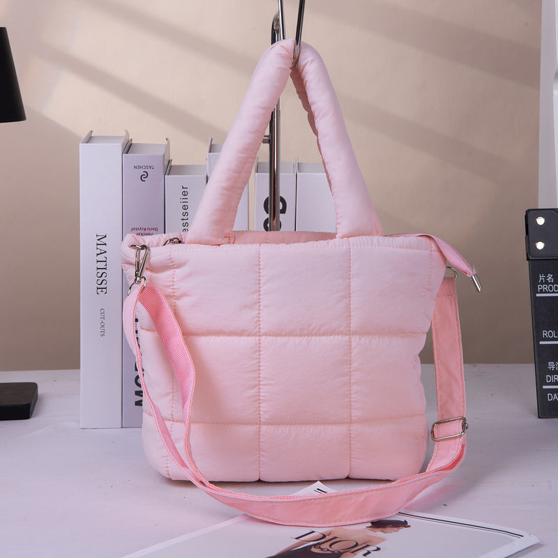 New Tote Bag Woman Large Capacity Cloud Bag Crossbody Bag Coat Bag Checkered Hand-held Shoulder Bag