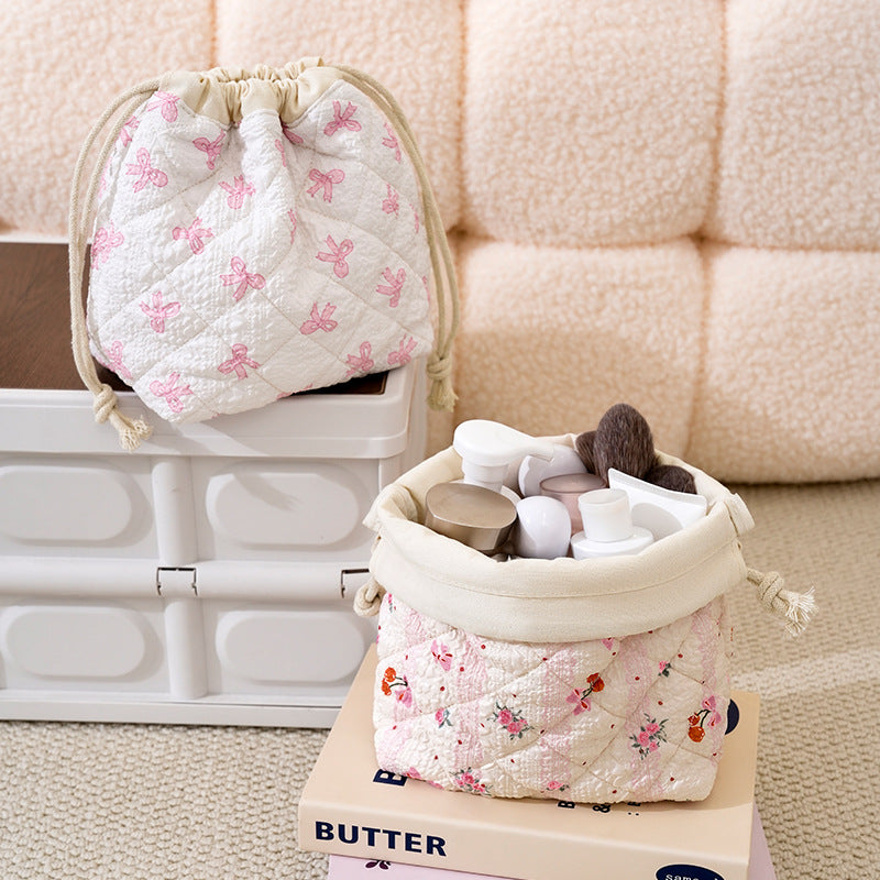 Dichos Large Capacity Simple Pattern Quilted Travel Cosmetic Bag