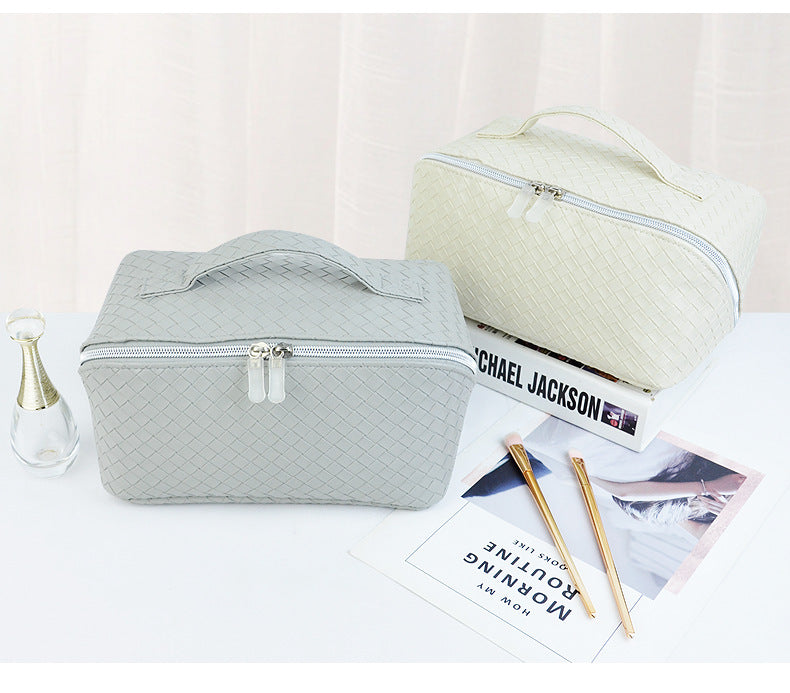 Style Fashionable Large-capacity Textured PU Leather Woven-pattern