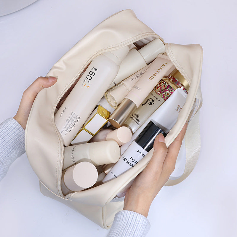 Quality Clear Waterproof PU PVC Toiletry Travel Organizer Bag Fashionable Letter Pattern Cosmetic Bag Cheap Stocks