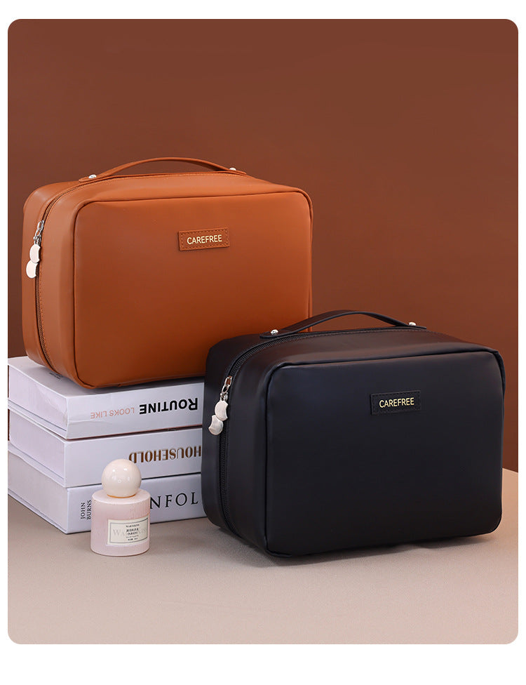 Large Capacity PU Portable Travel Makeup Storage Bag Eco-Friendly and Water Resistant Cosmetic Organizer with Fashionable Zipper