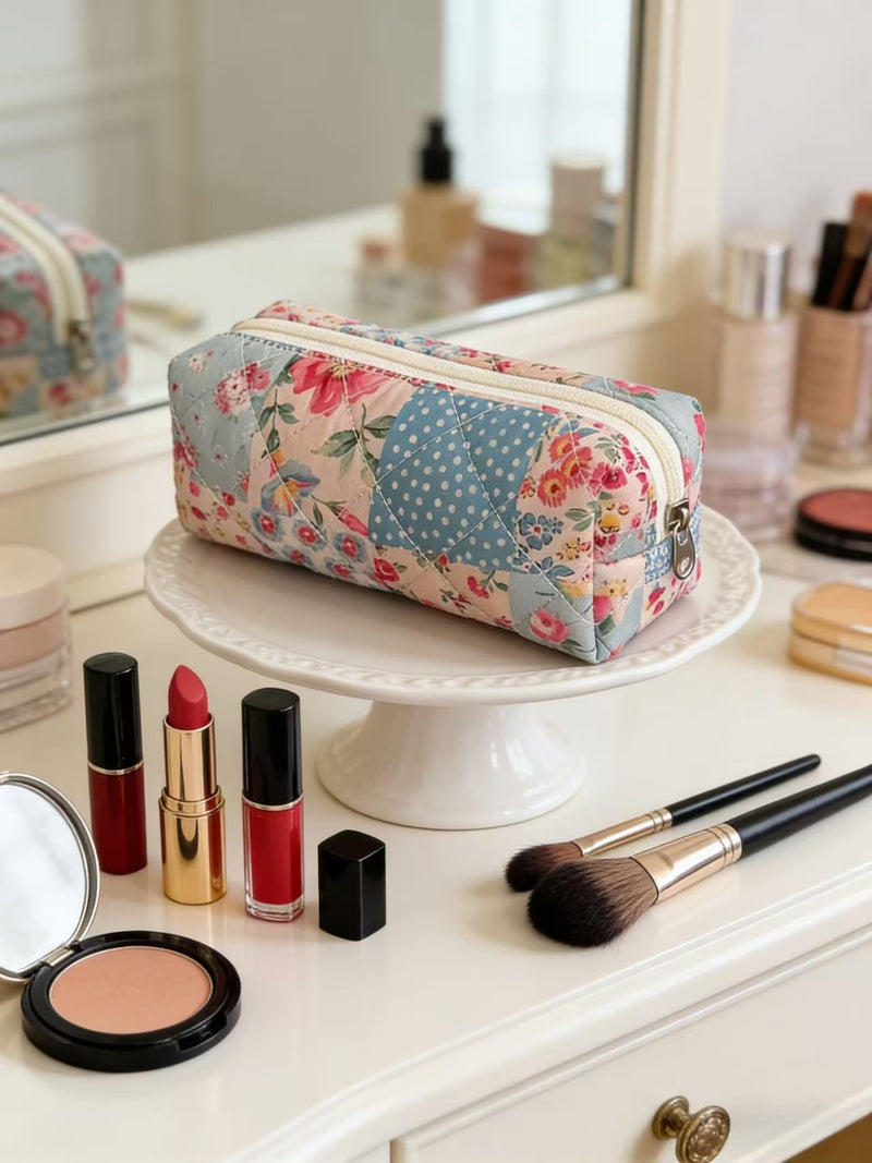 Woman Floral Quilted Makeup Bag